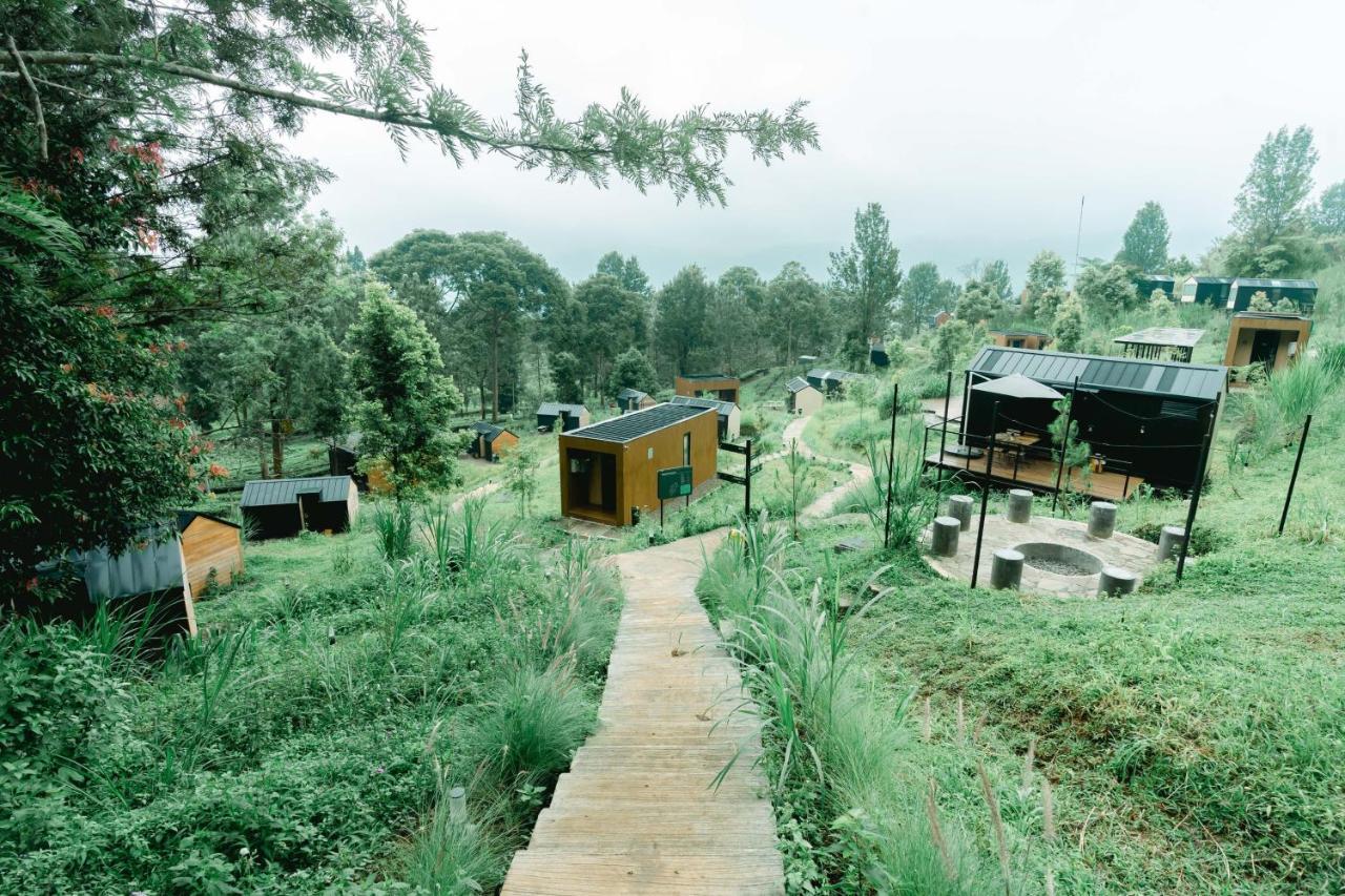 Bobocabin Gunung Mas, Puncak Tagalbato ภายนอก รูปภาพ