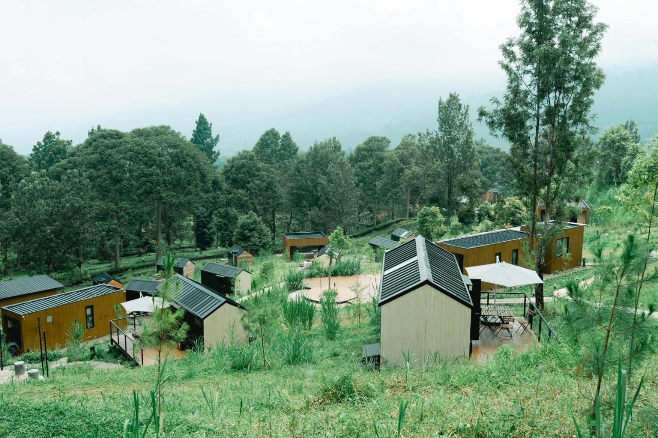 Bobocabin Gunung Mas, Puncak Tagalbato ภายนอก รูปภาพ